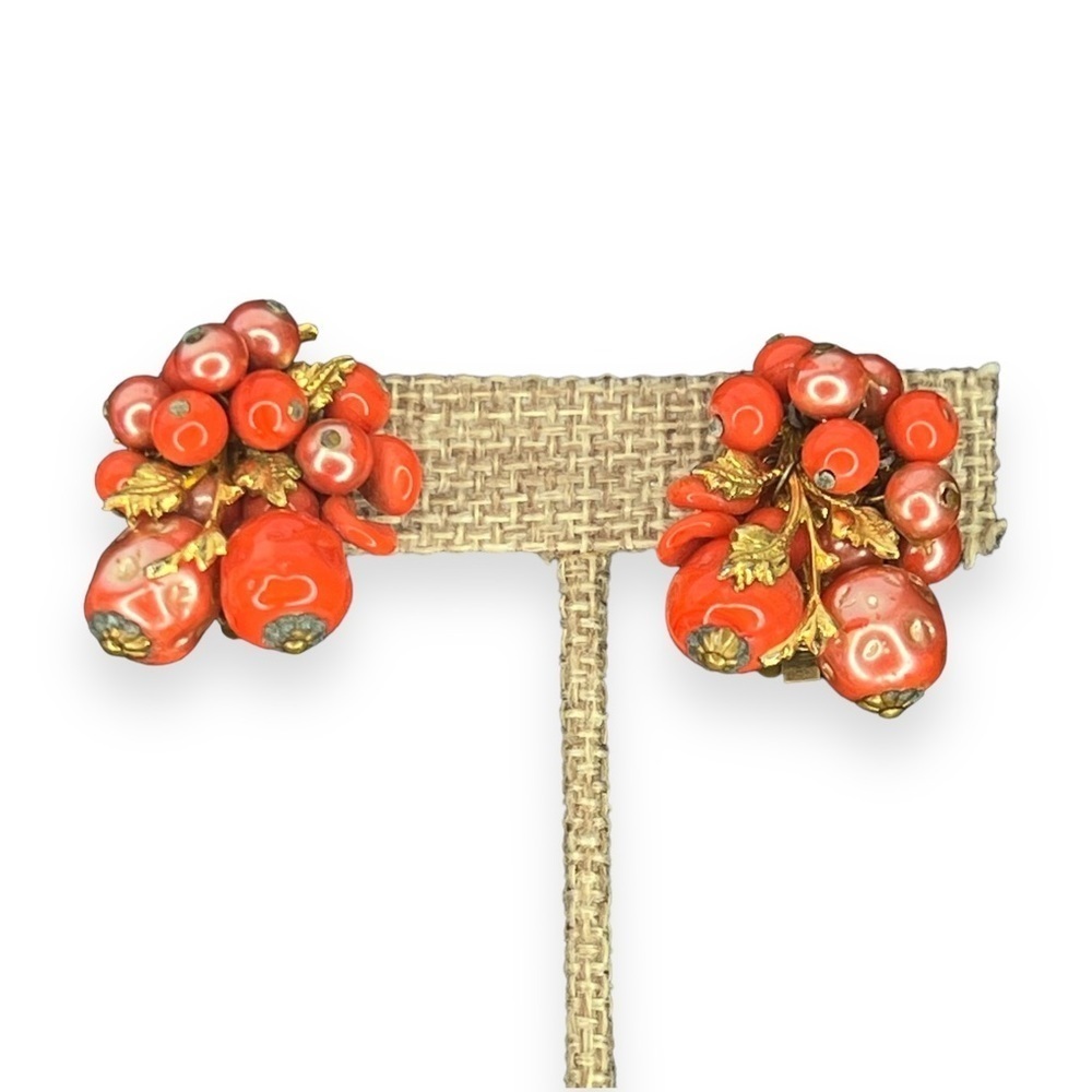 Vintage Orange Cluster Gold Vine Clip-on Earrings